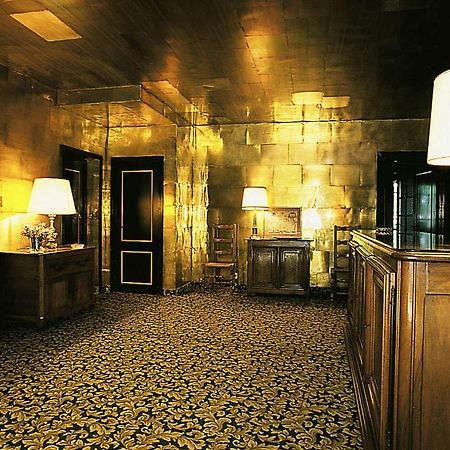 Hostellerie La Huchette ルプロンジュ エクステリア 写真